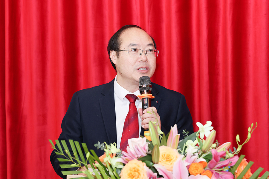 唐明勇书记(900).jpg