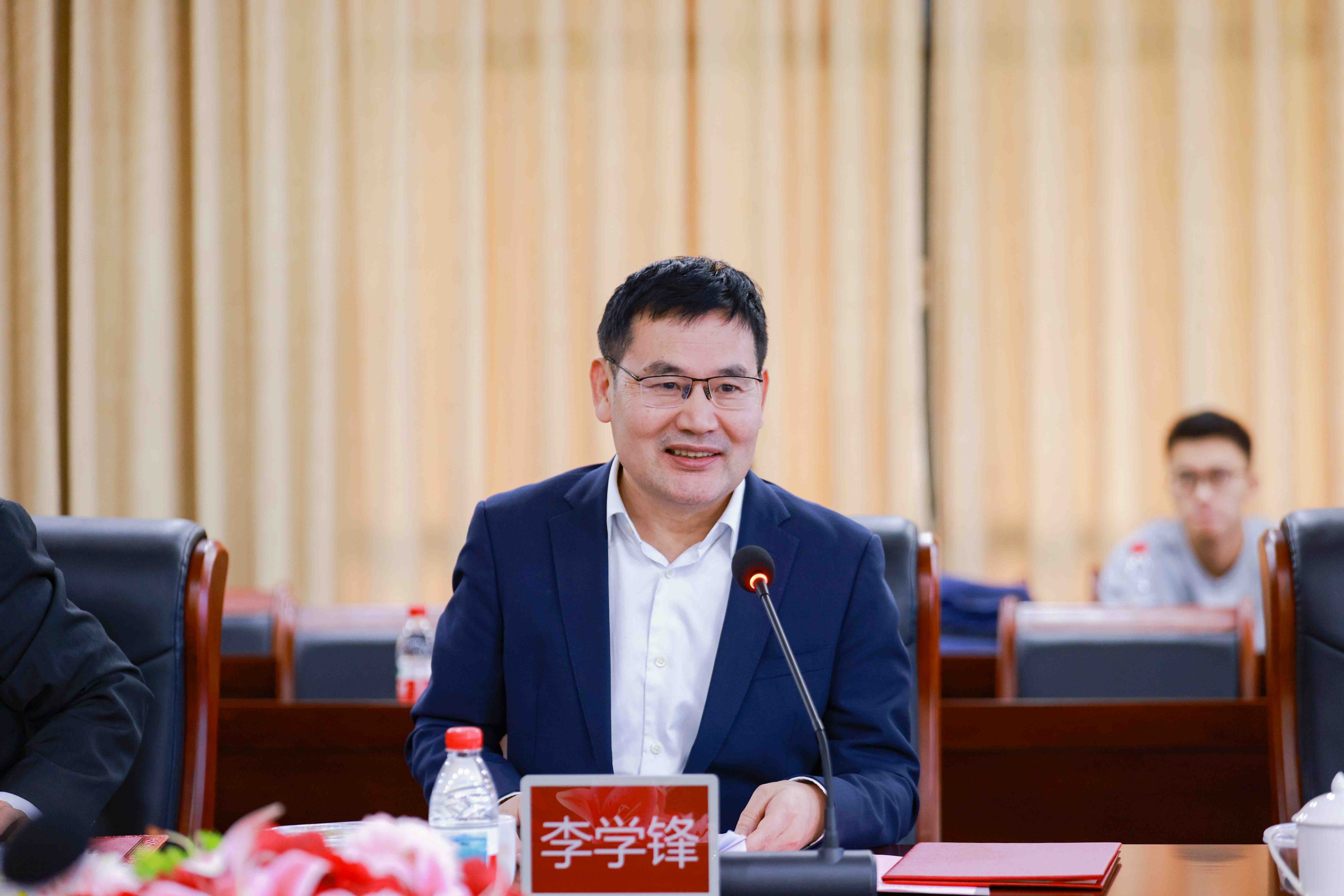 人物特写 (5).jpg