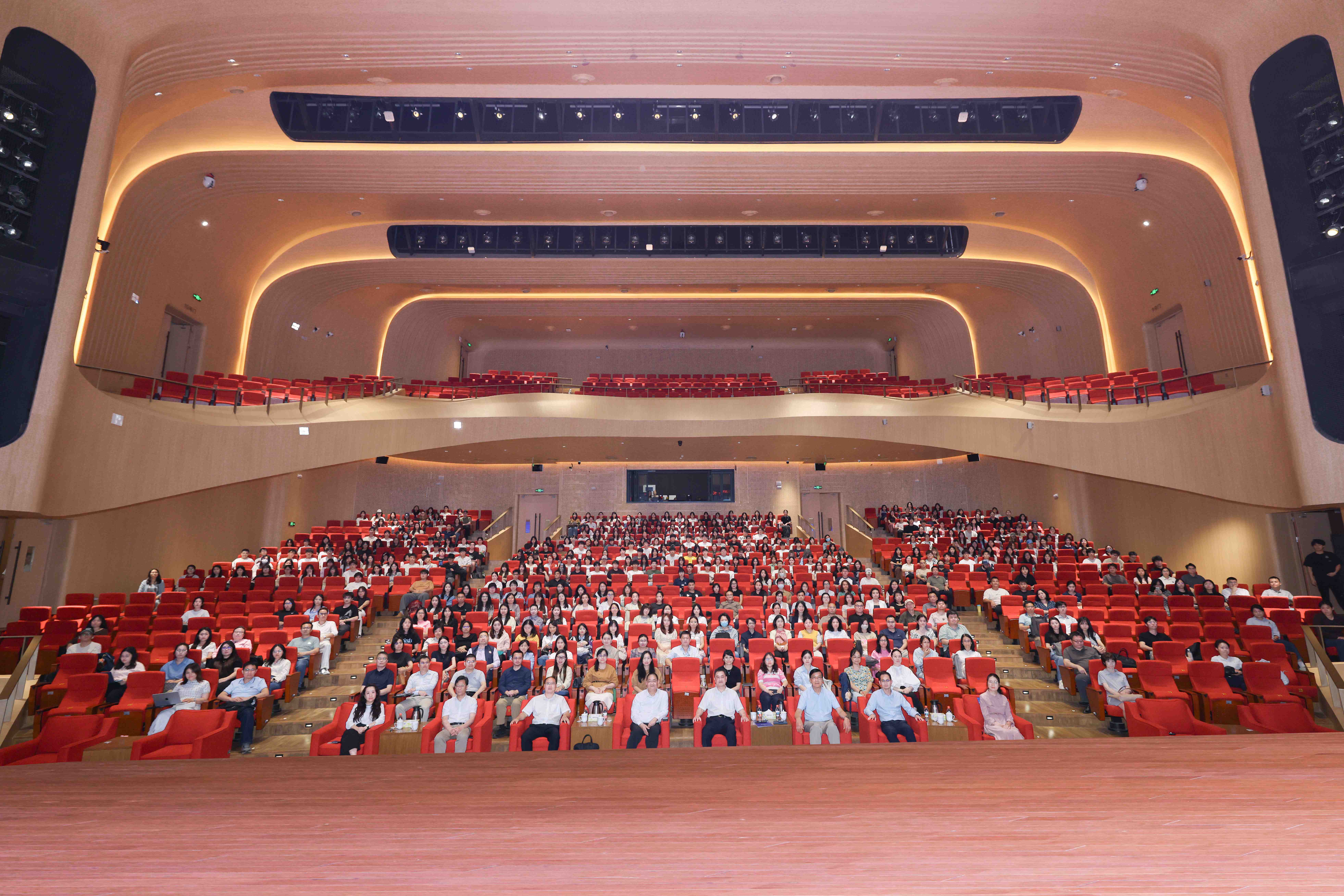 品牌宣传部 黄瑜思-8(1).jpg