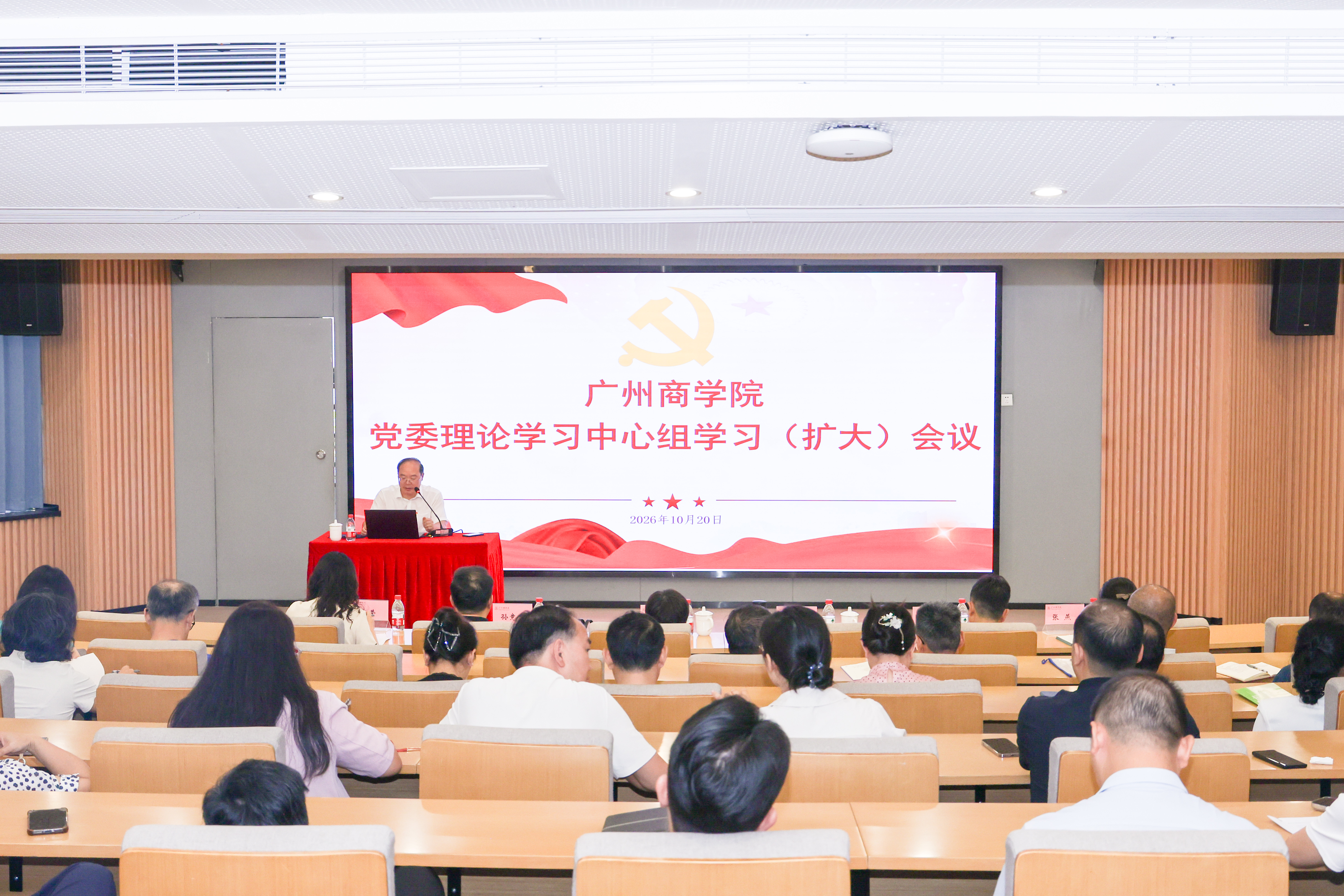 何非凡摄-1.jpg